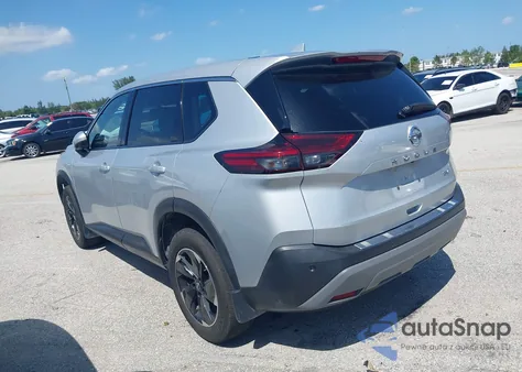 2021 Nissan Rogue Sv Fwd из США, поврежденный, VIN 5N1AT3BA2MC818462